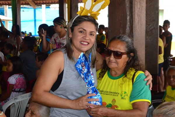Secretaria de Assistência Social comemora a Páscoa
